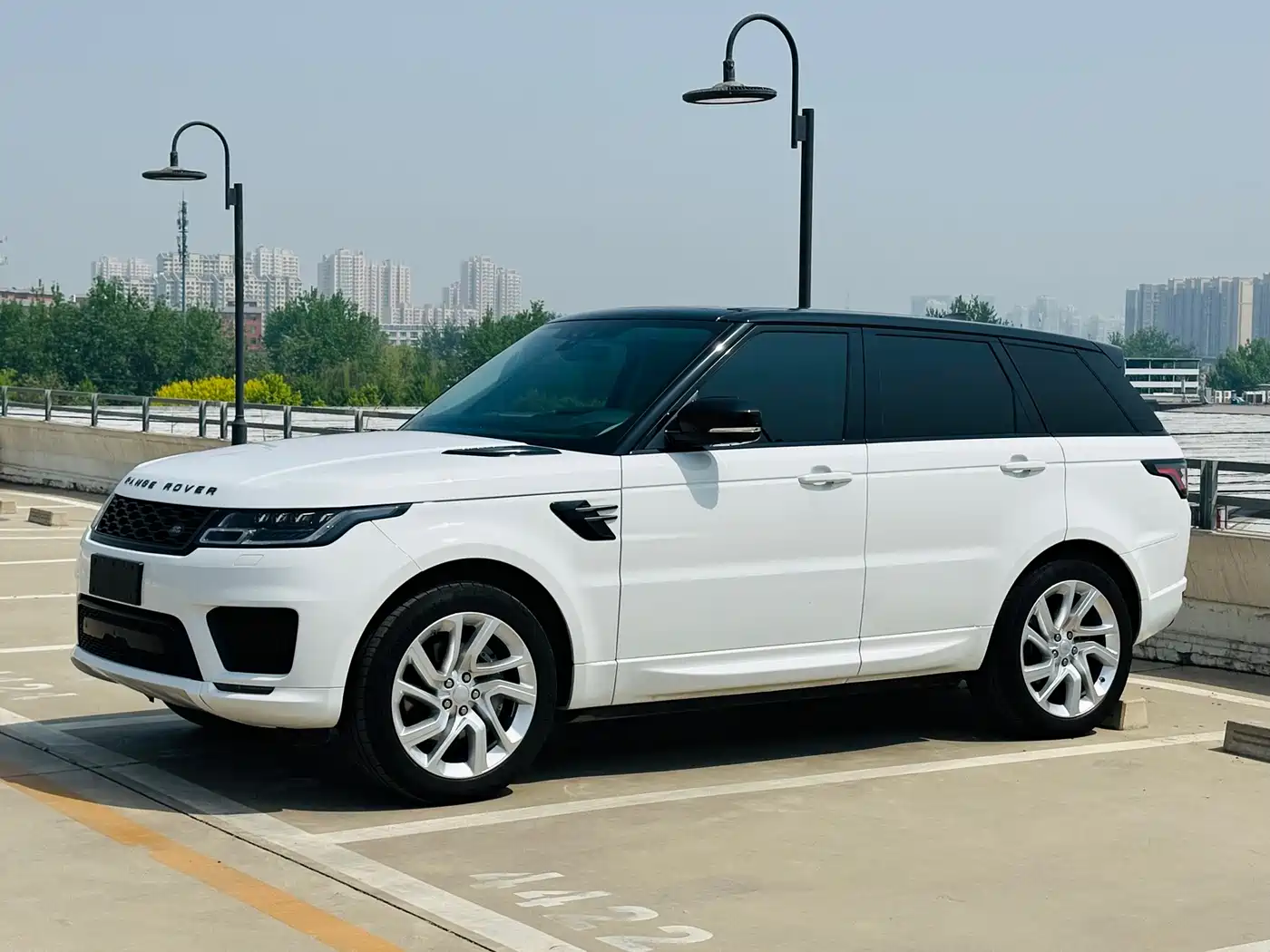 Land Rover Range Rover Sport 2020 3.0 L6 HSE DYNAMIC