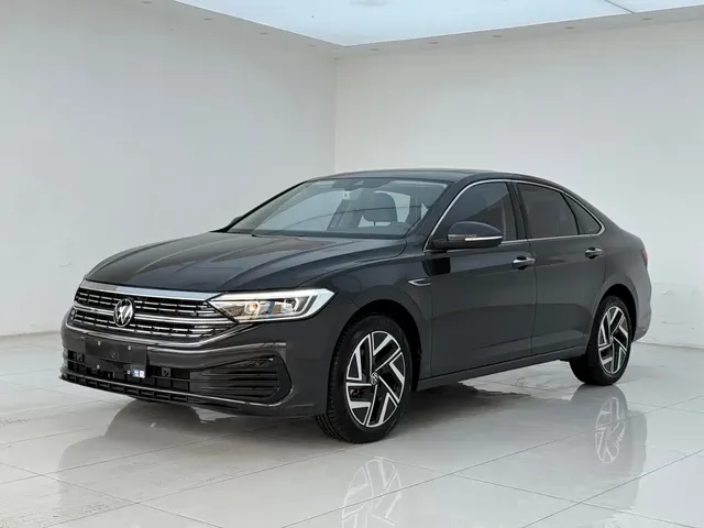 Volkswagen Sagitar 2024 300TSI DSG Surpass Edition