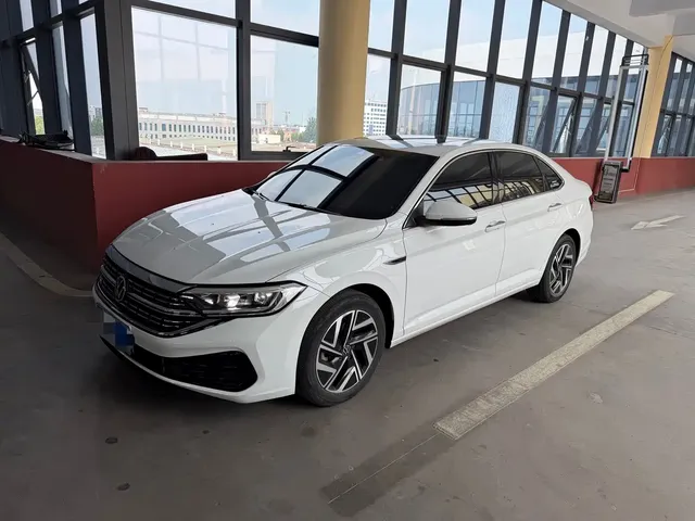 Volkswagen Sagitar 2023 280TSI DSG Surpass Plus Edition