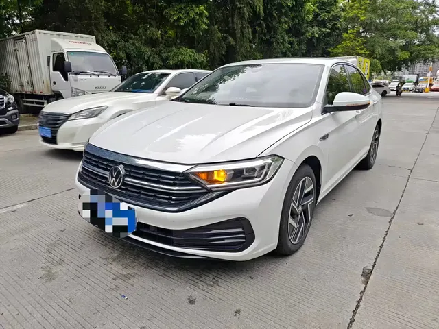 Volkswagen Sagitar 2024 300TSI DSG Flying Edition