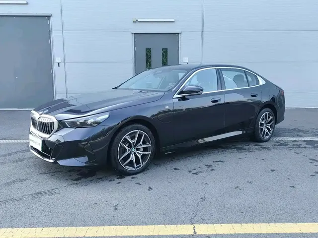 BMW i5 2025 eDrive 35L M Sport Package