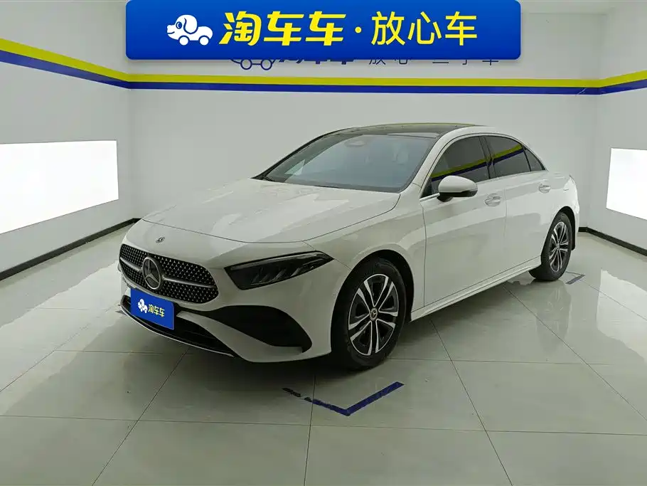 Mercedes-Benz A-Class 2023 A 200 L Dynamic