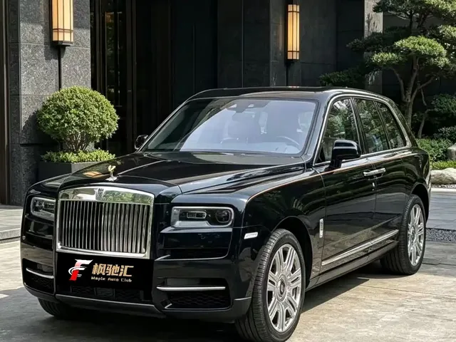 Rolls-Royce Cullinan 2018 5-Seater Version