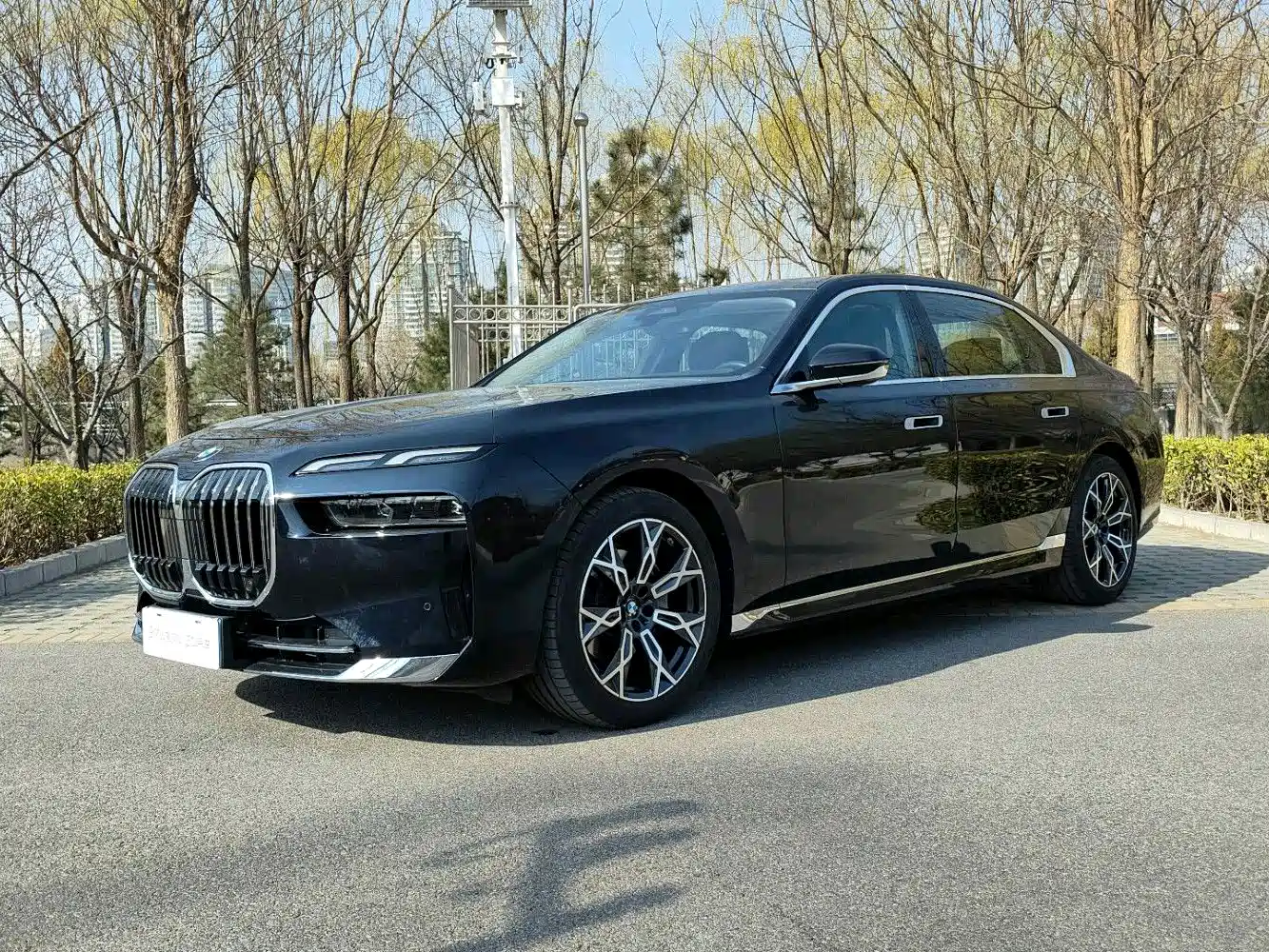 BMW 7 Series 2023 Model 735Li Luxury Package