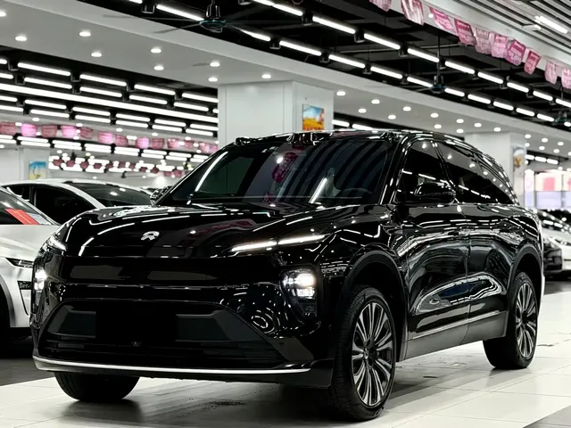 NIO ES8 2024 75kWh Executive Edition