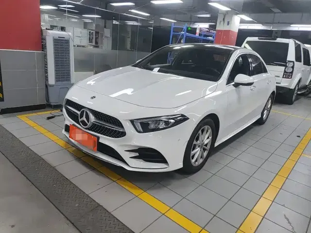 Mercedes-Benz A-Class 2021 A 200 L Sport Sedan Fashion Edition