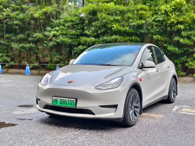 Tesla Model Y 2022 Facelift Rear-Wheel Drive Version
