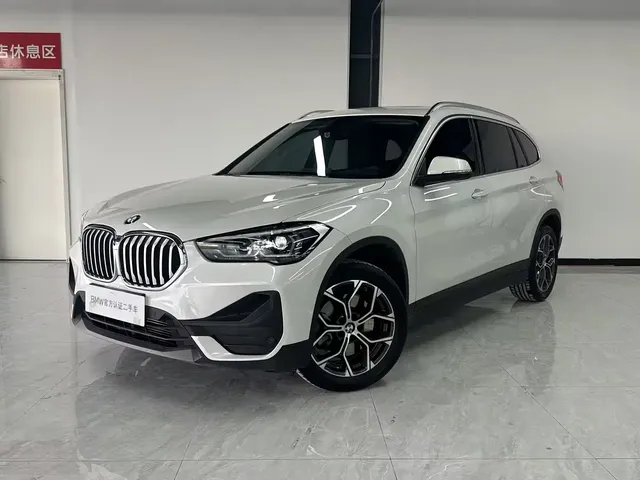 BMW X1 2022 sDrive25Li Leading