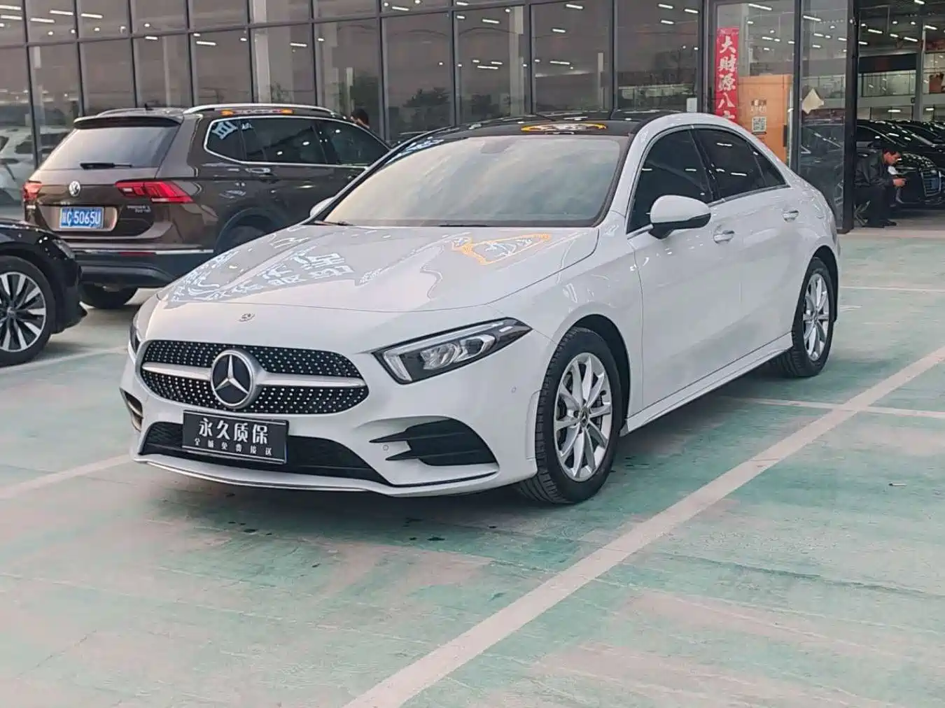 Mercedes-Benz A-Class 2021 A 200 L Sport Sedan Fashion Edition
