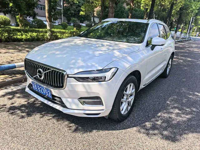 Volvo XC60 2021 T5 AWD R-Design