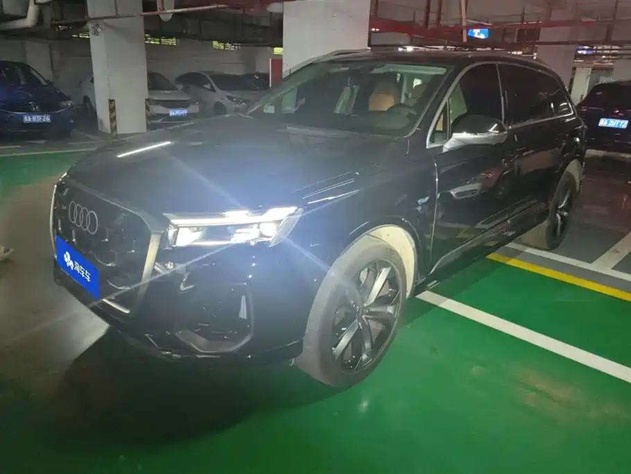 Audi Q7 2025 55 TFSI quattro S line Sport