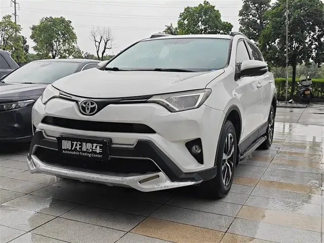 Toyota RAV4 Rongfang 2016 2.0L CVT 2WD Urban (China V)