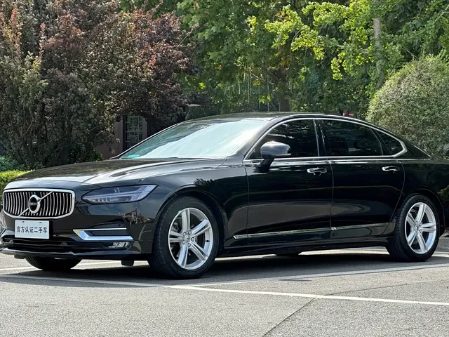 Volvo S90 2020 T5 Momentum Luxury Edition