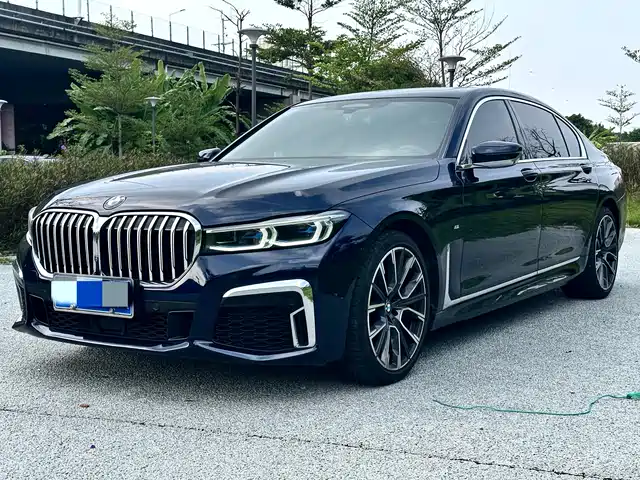 BMW 7 Series 2019 740Li xDrive Executive M Sport Package