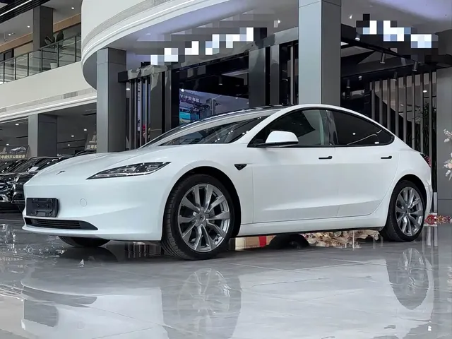 Tesla Model 3 2023 Long Range All-Wheel Drive