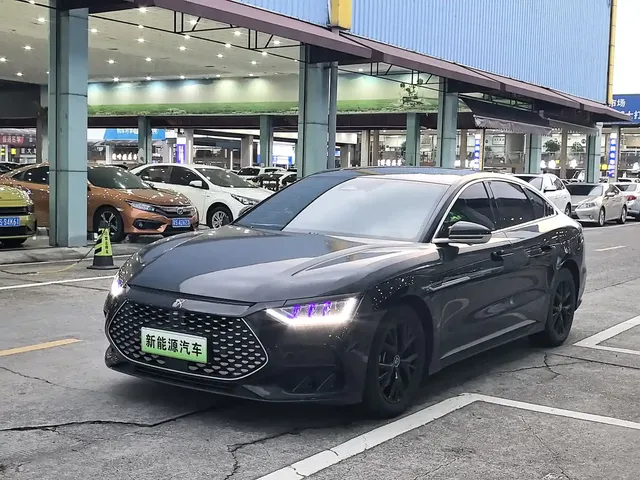 BYD Han 2024 DM-i Glory Edition 121KM Premium