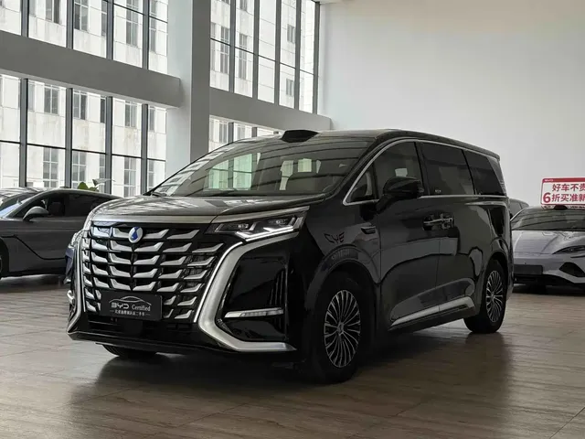 Denza D9 2025 Model DM-i Smart Drive Edition 1020 AWD Flagship