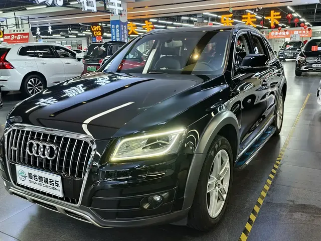 Audi Q5 2018 Collector's Edition 40 TFSI Technology