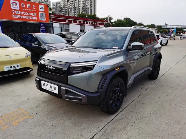 Fang Cheng Bao Titanium 3 2025 501KM RWD Smart Drive Max