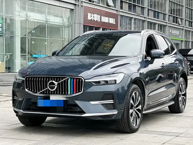 Volvo XC60 2023 B5 AWD Smart Luxury Edition