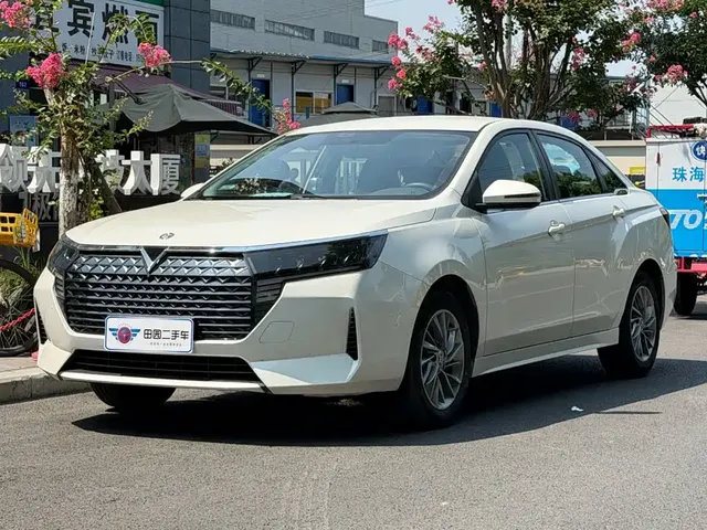 Venucia D60 2023 PLUS 1.6L XE CVT Trend Leader Edition