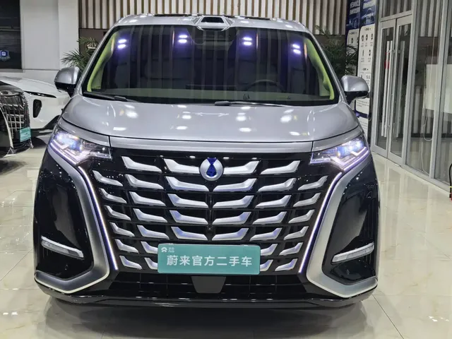 Denza D9 2025 DM-i Smart Drive Edition 1020 AWD Luxury