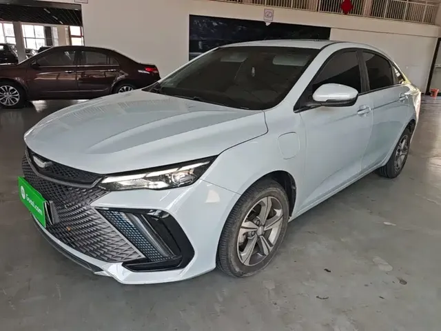 Geely Emgrand L HiP 2022 1.5TD-DHT Pro 100KM Super Pure