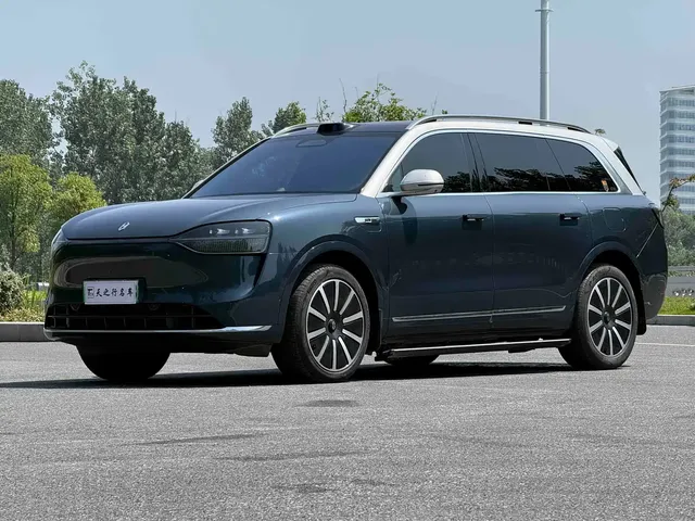AITO Wenjie AITO M9 2024 Range Extender Max Edition 42kWh 6-seater