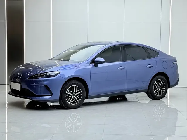 BYD Hai Bao 05 DM-i 2026 Model DM-i 210KM Premium Edition