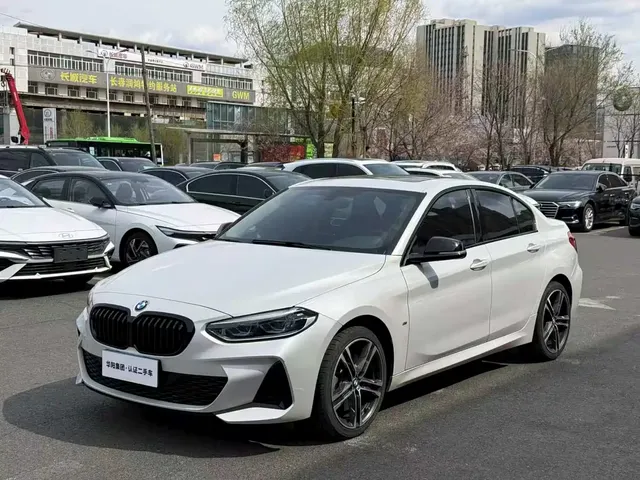 BMW 1 Series 2021 125i M Sport Black Night Edition