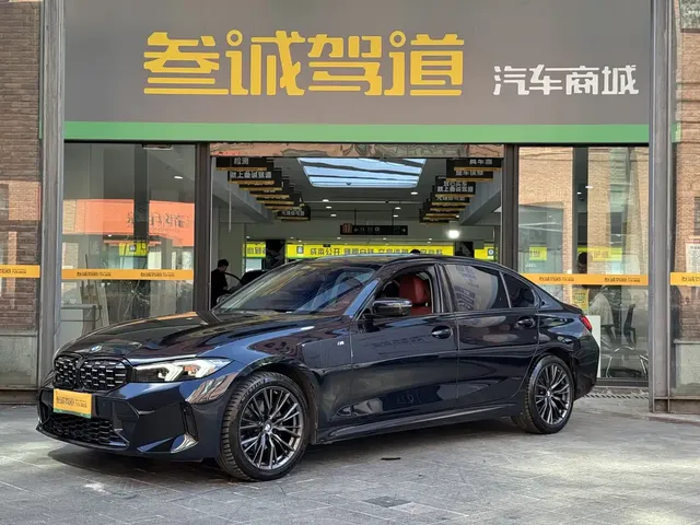 BMW 3 Series 2024 325i M Sport Shadowline Package
