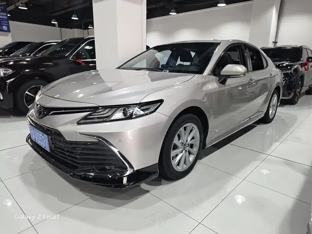 Toyota Camry 2021 2.0G Luxury Edition