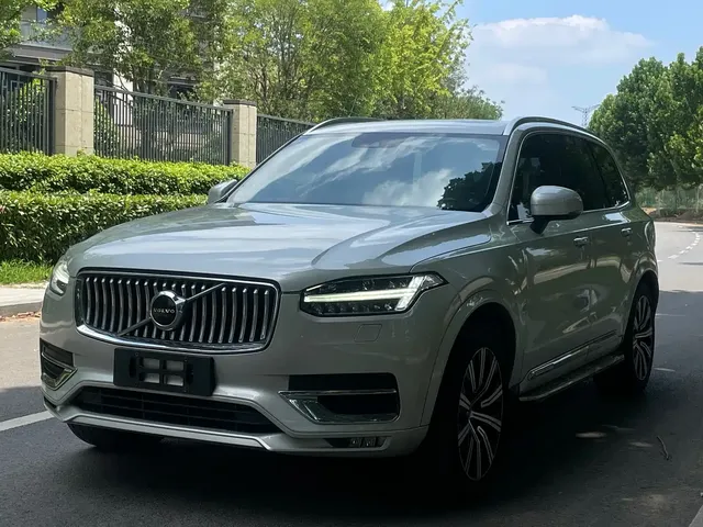 Volvo XC90 2020 Facelift T6 Momentum Luxury 7-Seater