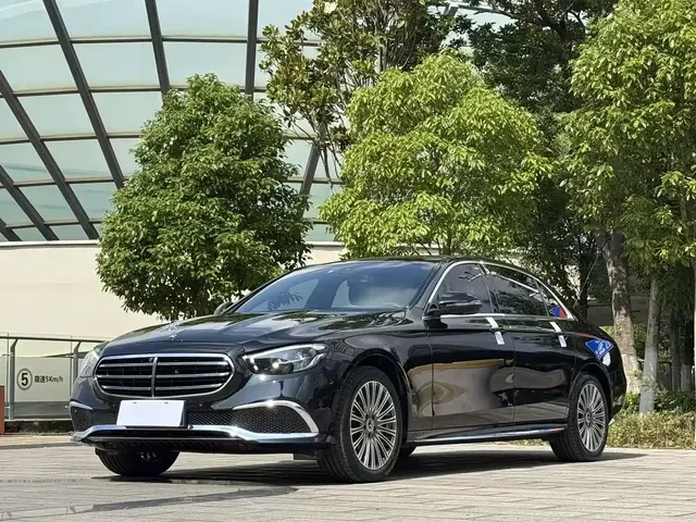 Mercedes-Benz E-Class 2023 E 300 L Fashion