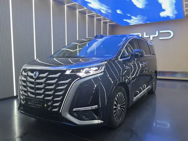 Denza D9 2025 Model DM-i Smart Drive Edition 1020 AWD Flagship