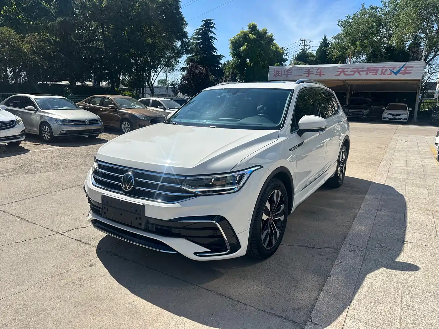 Volkswagen Tiguan L 2021 330TSI Automatic 2WD R-Line Premium