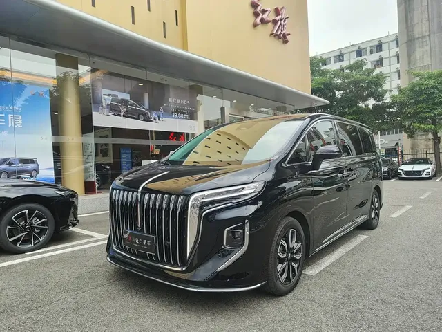 Hongqi HQ9 2023 2.0T Smart Connect Flagship