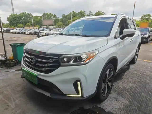 GAC Trumpchi GS4 2018 235T Automatic 2WD Luxury Smart Connect