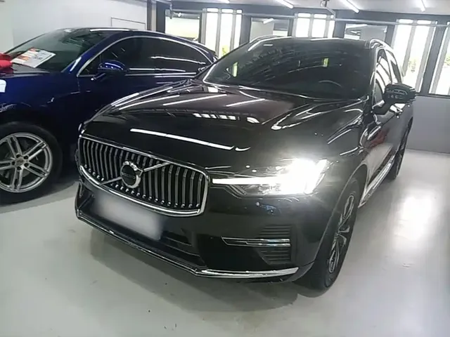 Volvo XC60 2024 B5 AWD Zhiyi Luxury Edition