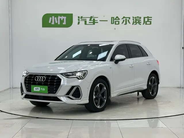 Audi Q3 2023 35 TFSI Fashion Dynamic (1.4T)