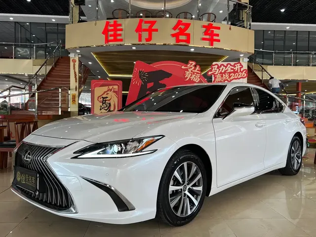 Lexus ES 2018 260 Excellence Edition China V