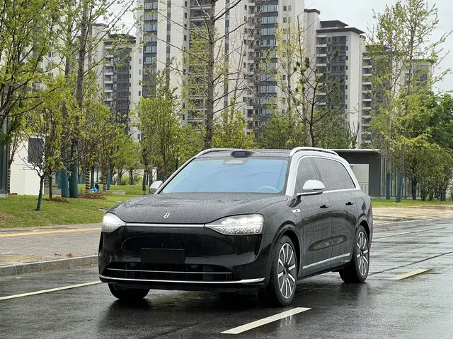 AITO Wenjie AITO M9 2024 Range Extender Max Edition 42kWh 6-seater