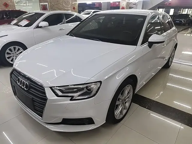 Audi A3 2018 30th Anniversary Sportback 35 TFSI Progressive