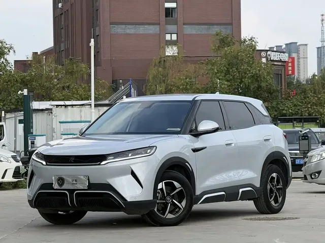 BYD Yuan UP 2024 401KM Leading Edition