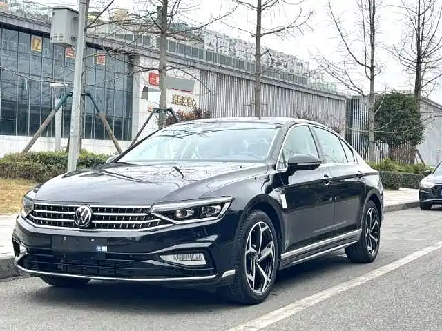 Volkswagen Magotan 2023 Model 2 Million Commemorative Edition 330TSI DSG Luxury