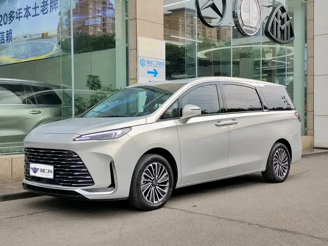 Buick GL8 New Energy 2025 Landprestige First Edition 7-Seater
