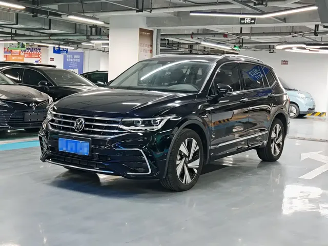 Volkswagen Tiguan L 2023 Facelift 330TSI Auto FWD R-Line Premium