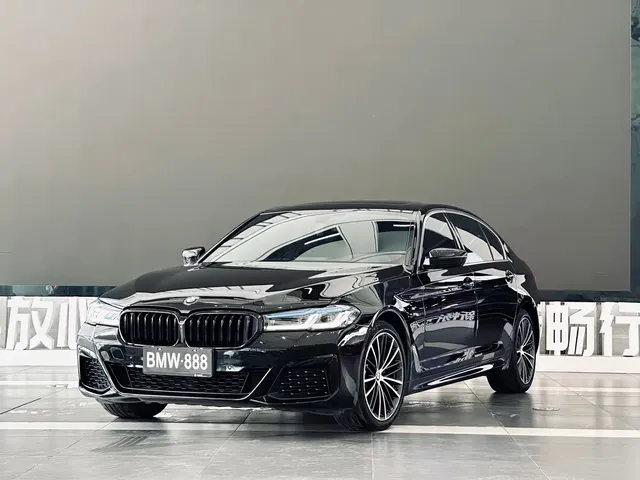 BMW 5 Series 2020 525Li M Sport Package