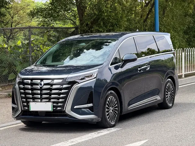 Denza D9 2022 DM-i 970 AWD Flagship