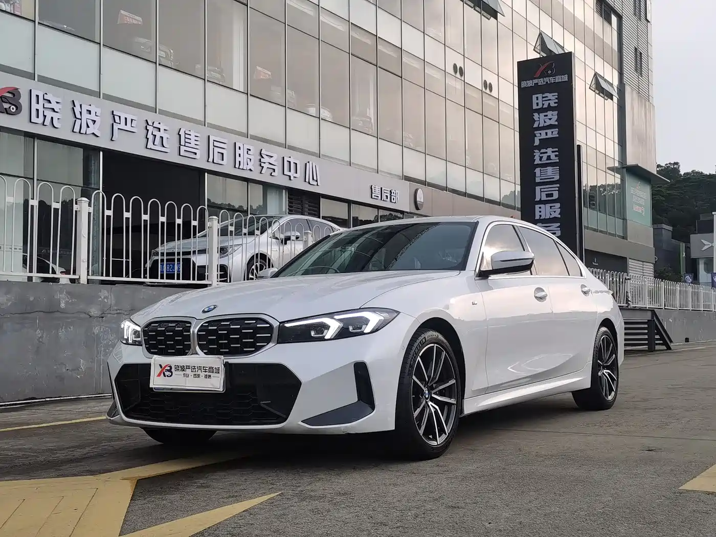 BMW 3 Series 2023 325Li M Sport Package
